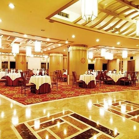 Crown Hotel อู่ฮั่น ภายนอก รูปภาพ